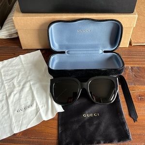 Gucci sunglasses